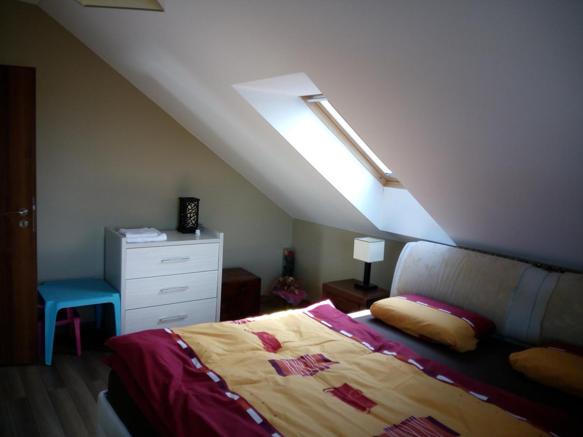 Walnut Apartment With Sauna And Pond ตอปอลชานี ภายนอก รูปภาพ